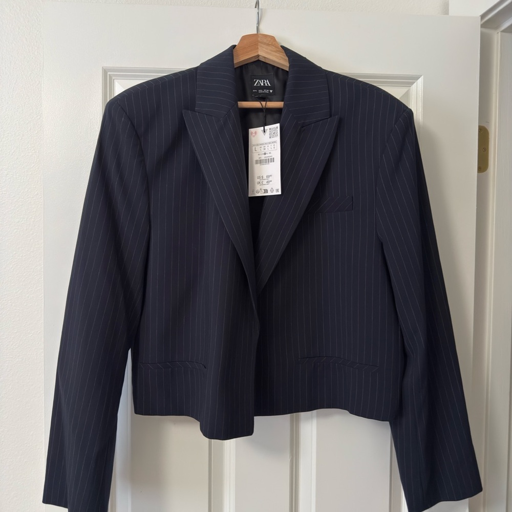 Zara Women's Navy Pinstripe Blazer